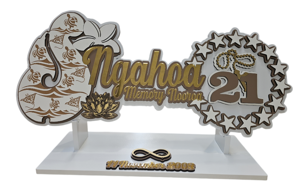 CDW127 - Fish hook & Cook Island stars