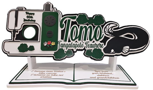 CDW232 - Sewing machine & eel key