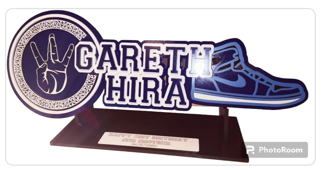 CDW188 - Nike Shoe & Maori Pattern Key