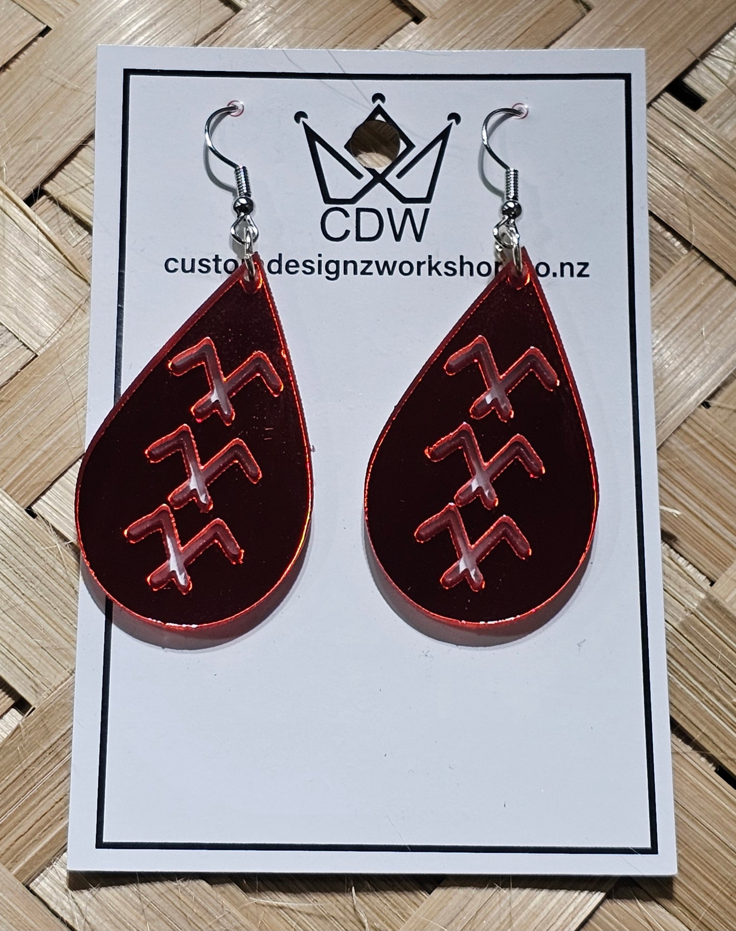 Samoan Teardrop Bird Motif Earrings