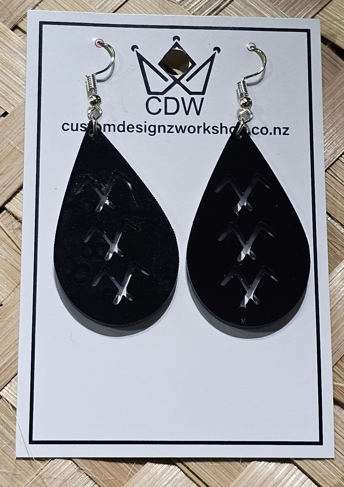 Samoan Teardrop Bird Motif Earrings