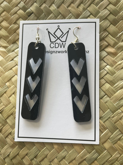 Spearhead Earrings - Fa'aulutao